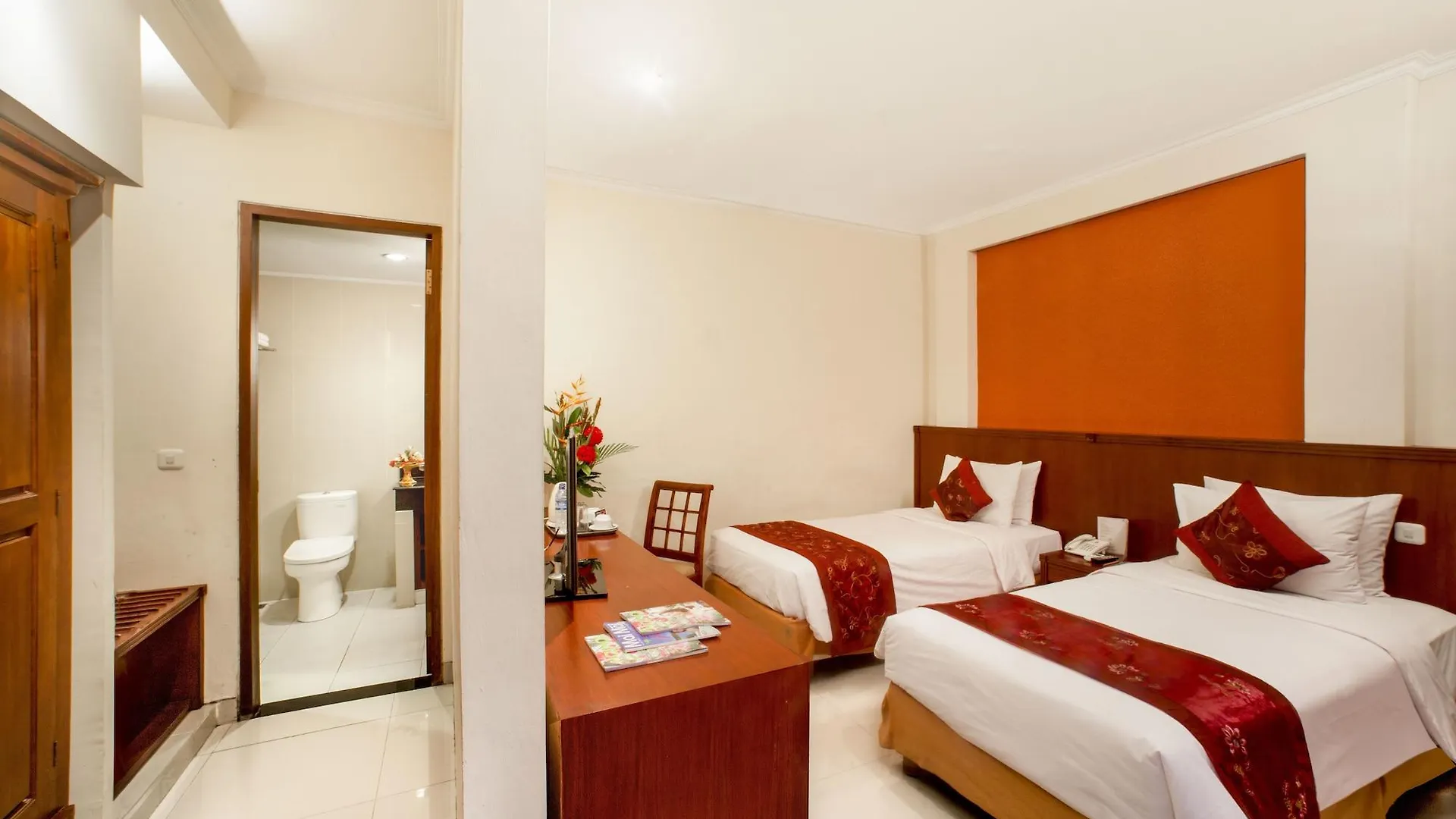 Restu Bali Hotel Legian   Legian (Bali)