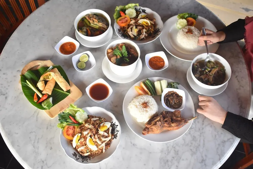 Restu Bali Hotel Legian   Legian (Bali)